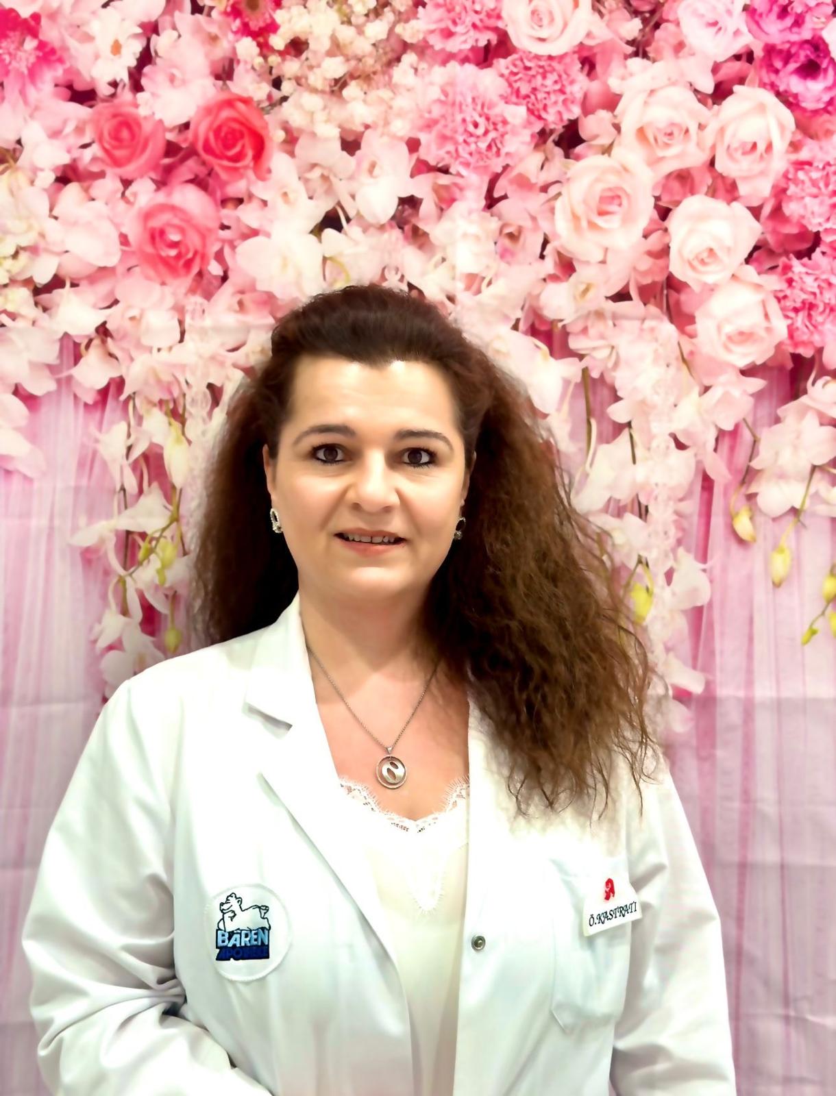 Frau Özlem Kastrati